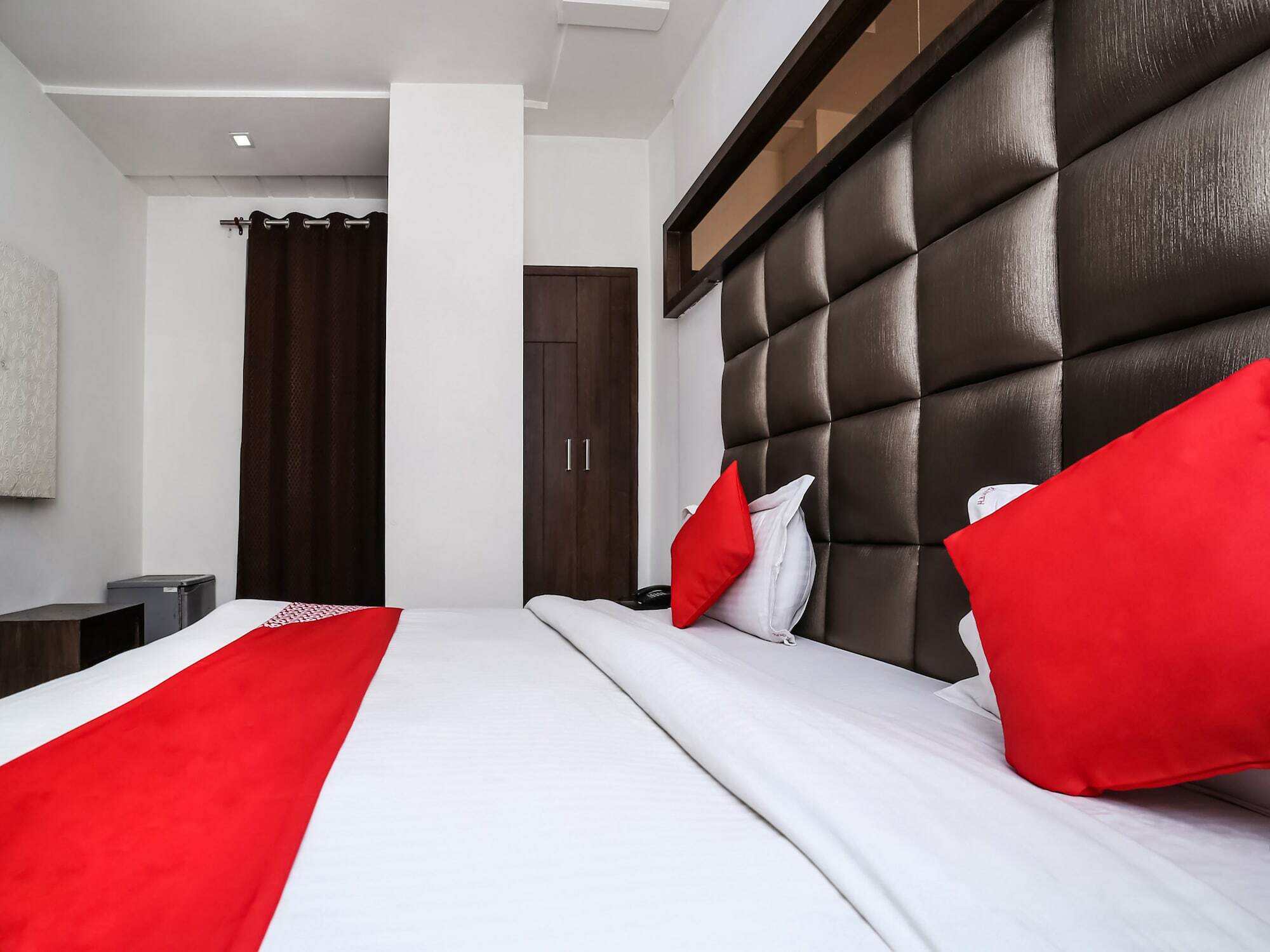 Oyo 11150 Hotel Jmd Rooms Нью-Делі Екстер'єр фото