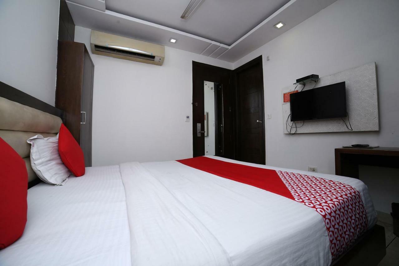 Oyo 11150 Hotel Jmd Rooms Нью-Делі Екстер'єр фото