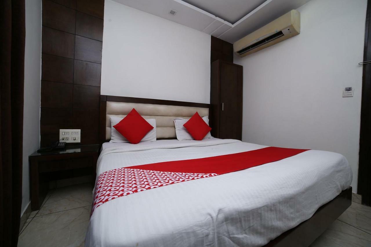 Oyo 11150 Hotel Jmd Rooms Нью-Делі Екстер'єр фото