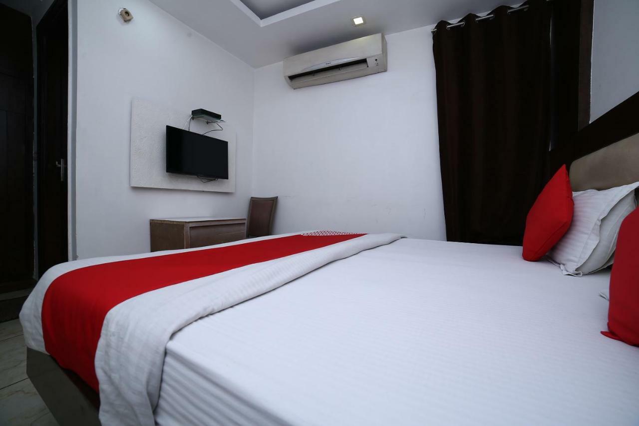 Oyo 11150 Hotel Jmd Rooms Нью-Делі Екстер'єр фото